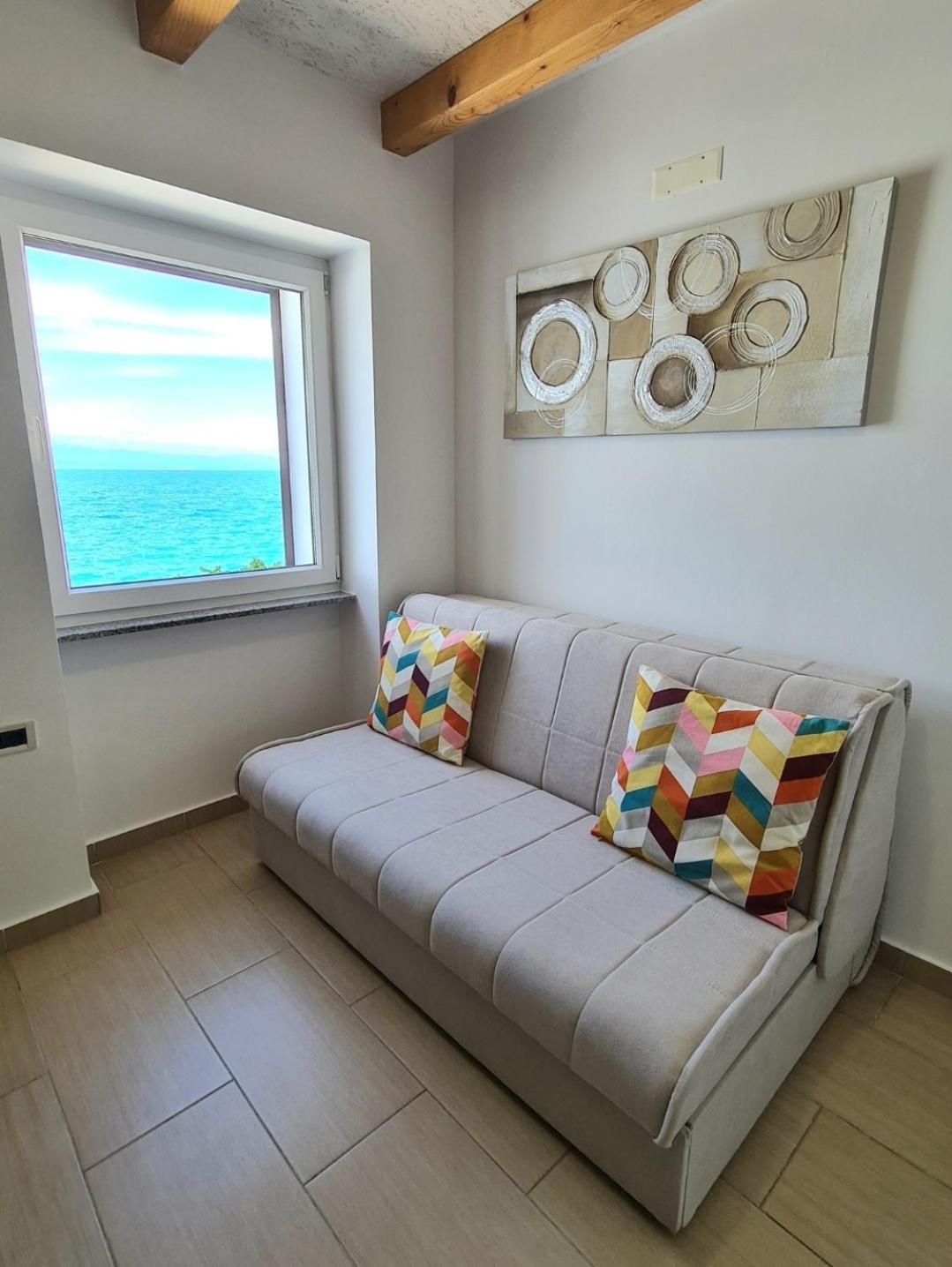 Apartments Sveti Ivan Mošćenička Draga Rom bilde