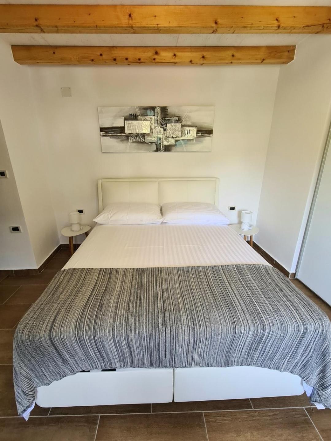 Apartments Sveti Ivan Mošćenička Draga Rom bilde