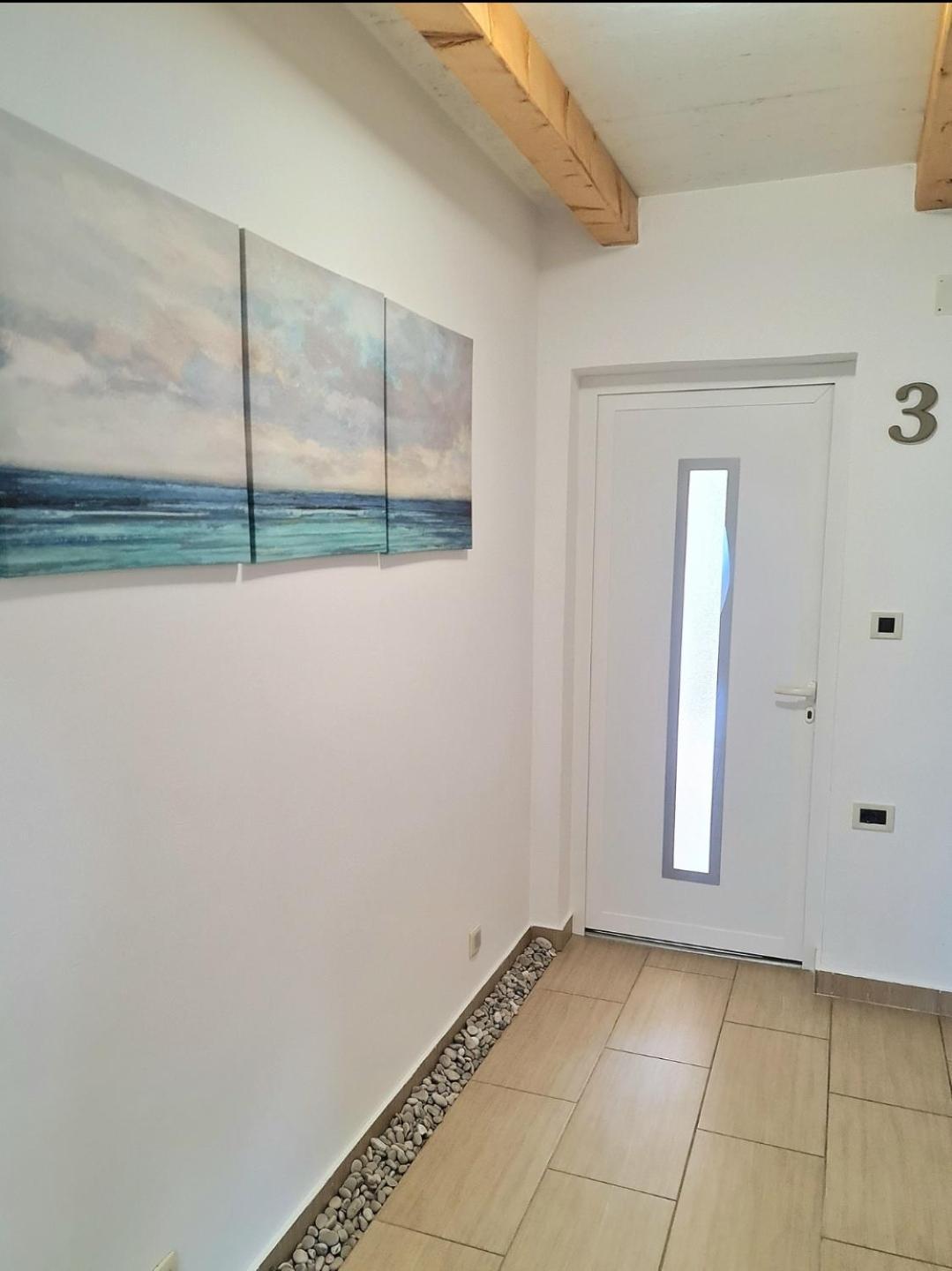Apartments Sveti Ivan Mošćenička Draga Rom bilde