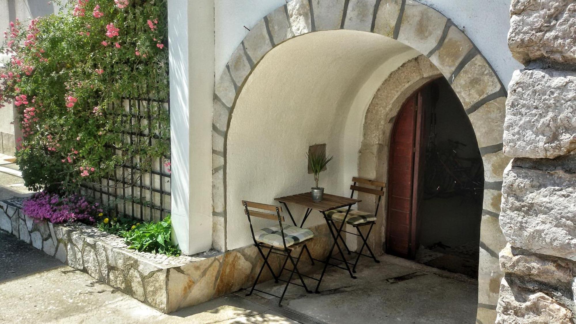 Apartments Sveti Ivan Mošćenička Draga Rom bilde