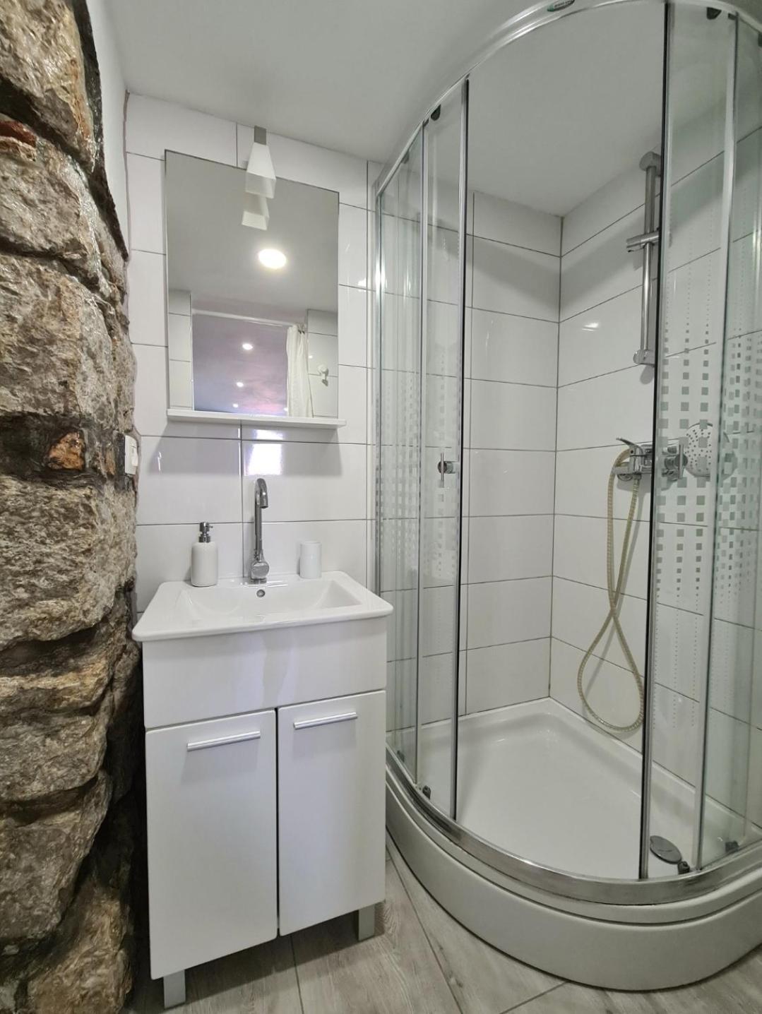 Apartments Sveti Ivan Mošćenička Draga Rom bilde